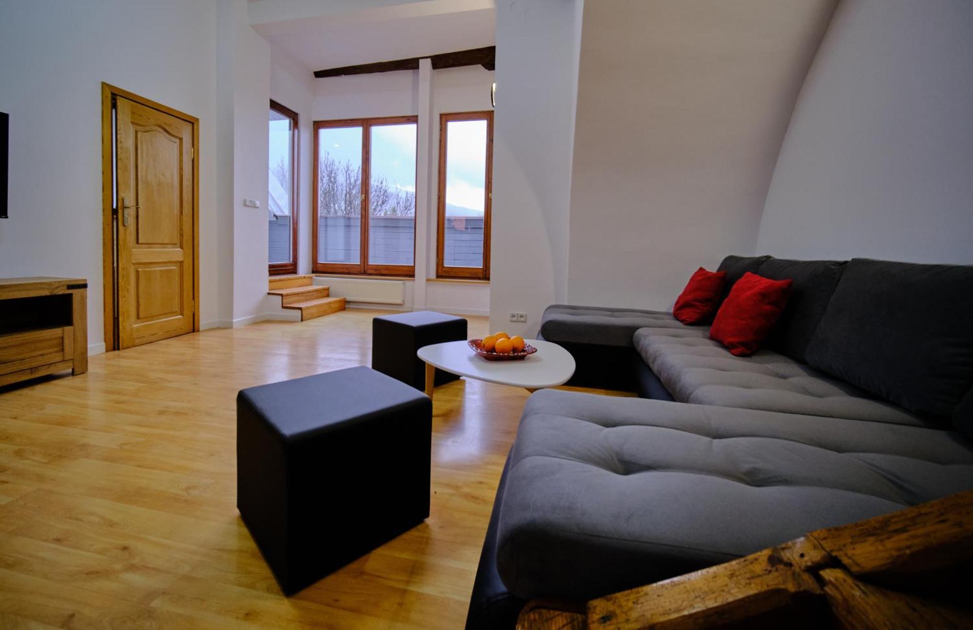 Urania Apartamenty Kowary Cameră foto